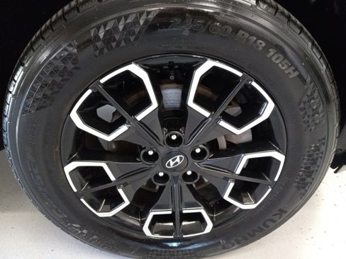 Used 2022 Hyundai Santa Cruz SEL w/ Activity Package AWD/4WD image 4