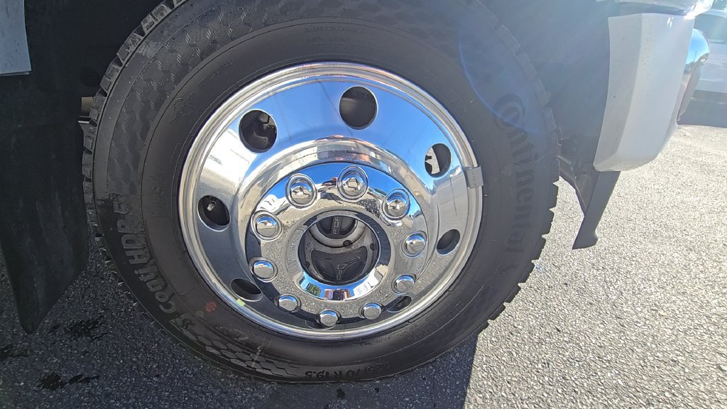 Used 2026 Ford F450 Lariat w/ FX4 Off-Road Package AWD/4WD image 37