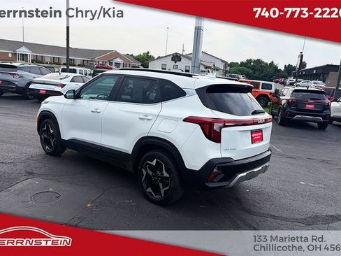 Used 2024 Kia Seltos EX FWD image 5