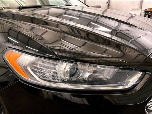 Used 2016 Ford Fusion SE w/ Equipment Group 202A AWD/4WD image 28