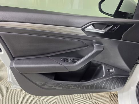 Used 2019 Volkswagen Jetta SEL FWD image 15