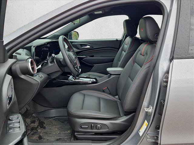 New 2026 Chevrolet Trax RS w/ Driver Confidence Package FWD image 4