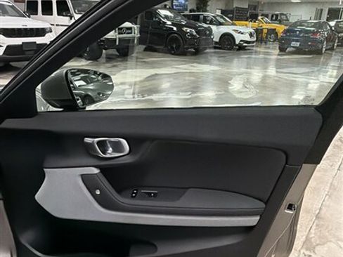 Used 2022 Polestar Polestar 2 w/ Plus Package AWD/4WD image 33