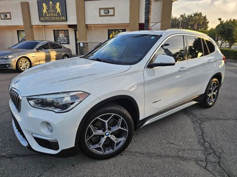 Used 2017 BMW X1 xDrive28i image 1