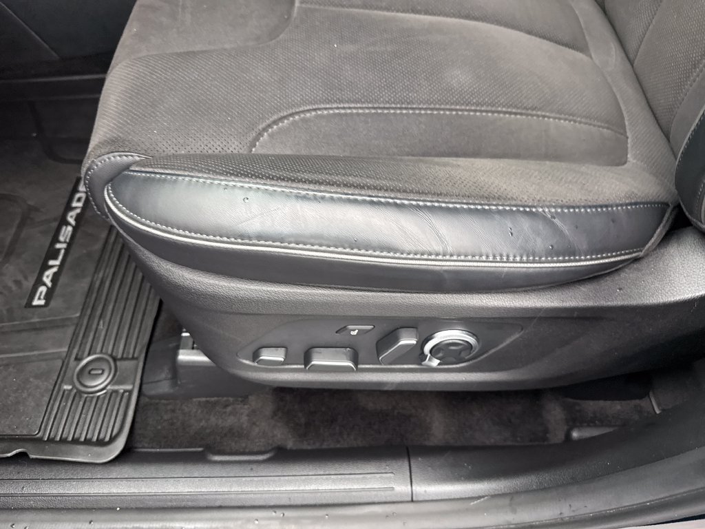 Certified 2025 Hyundai Palisade Calligraphy AWD/4WD image 12