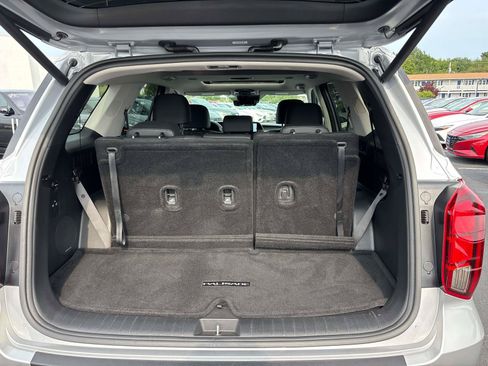 Certified 2024 Hyundai Palisade SEL AWD/4WD image 16
