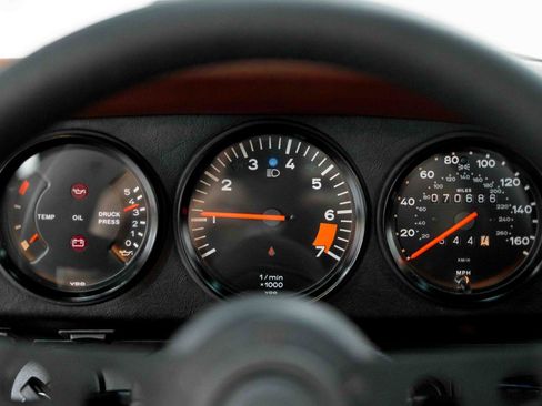 Used 1989 Porsche 911 Carrera RWD image 73