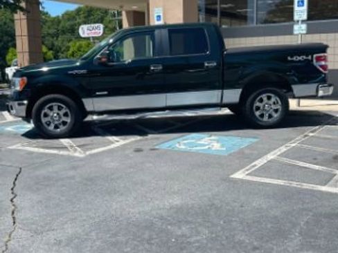 Used 2014 Ford F150 XLT w/ Equipment Group 302A Luxury AWD/4WD image 9