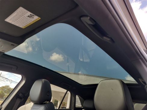 Used 2022 Volkswagen ID.4 Pro S image 20