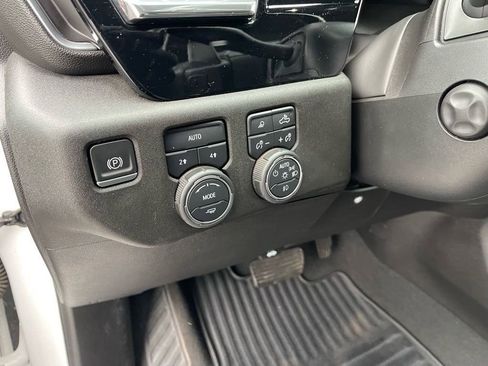 Used 2023 Chevrolet Silverado 1500 LTZ AWD/4WD image 15