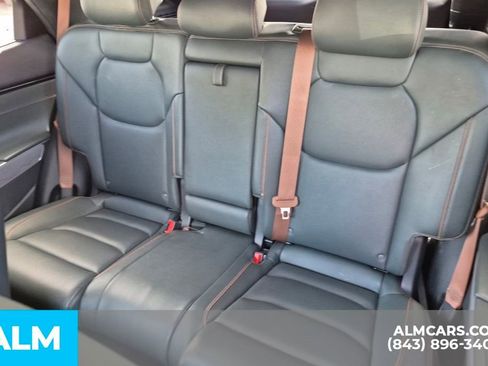 Used 2023 Genesis GV70 2.5T w/ Advanced Package image 19