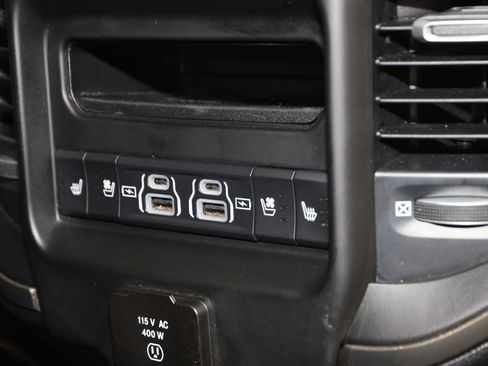 Used 2021 RAM 1500 Limited AWD/4WD image 16