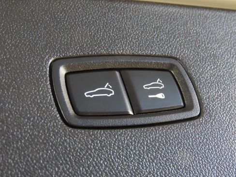 Certified 2026 Porsche Cayenne GTS AWD/4WD image 50
