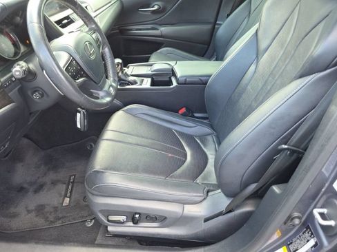 Used 2019 Lexus ES 350 F Sport w/ Accessory Package 2 FWD image 5
