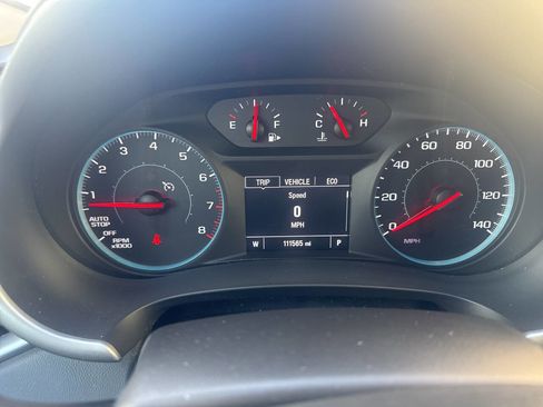 Used 2018 Chevrolet Malibu LS FWD image 13