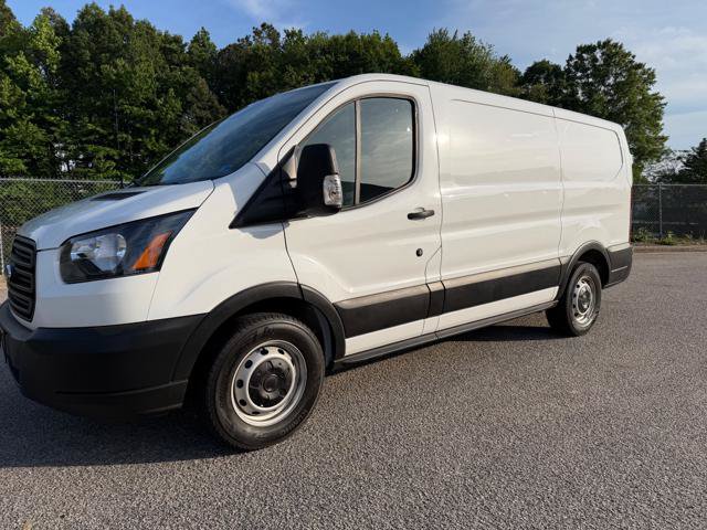 Used 2019 Ford Transit 150 130 Low Roof RWD image 31