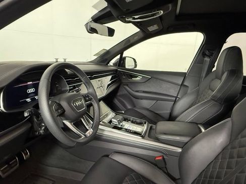 Used 2025 Audi SQ7 Prestige AWD/4WD image 5