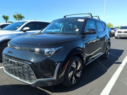 Used 2023 Kia Soul GT-Line image 3