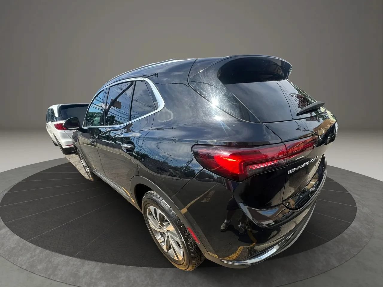 Used 2023 Buick Envision Essence FWD image 7