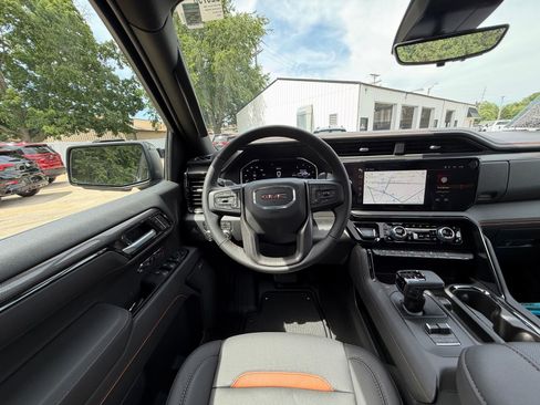 New 2026 GMC Sierra 1500 AT4 w/ AT4 Premium Package AWD/4WD image 2