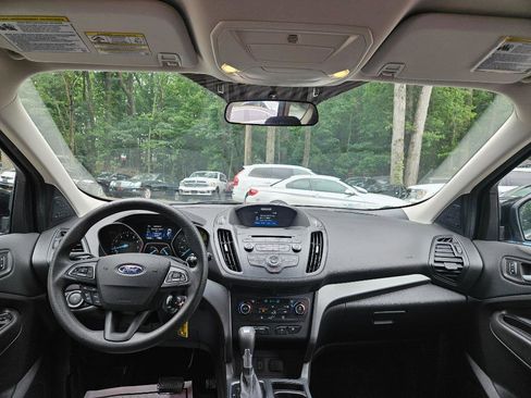 Used 2017 Ford Escape SE image 27