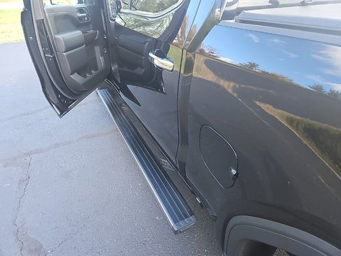 Used 2022 GMC Sierra 1500 Denali w/ Denali Reserve Package image 14