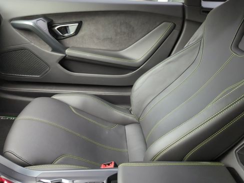 Used 2015 Lamborghini Huracan LP 610-4 image 19