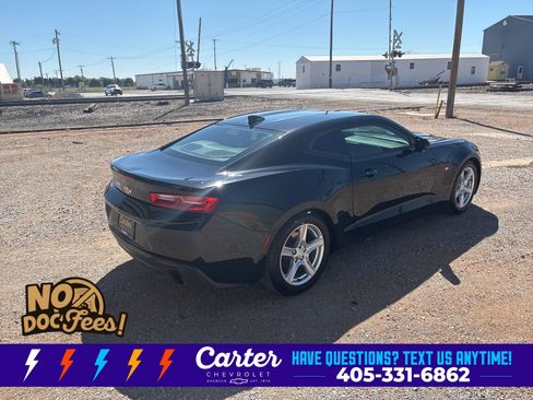 Used 2018 Chevrolet Camaro LT RWD image 7
