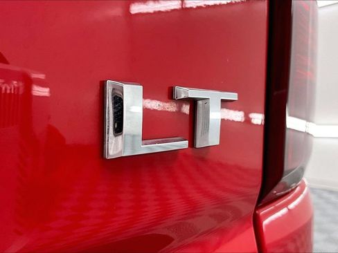 Used 2025 Chevrolet Silverado 1500 LT w/ Z71 Off-Road Package AWD/4WD image 8