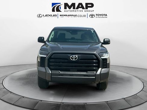 Used 2023 Toyota Tundra SR5 w/ SR5 Convenience Package AWD/4WD image 8
