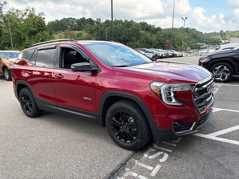 Used 2023 GMC Terrain AT4 w/ Infotainment Package II AWD/4WD image 7