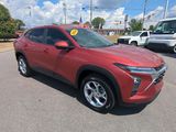 Used 2024 Chevrolet Trax LS w/ LS Convenience Package image 2