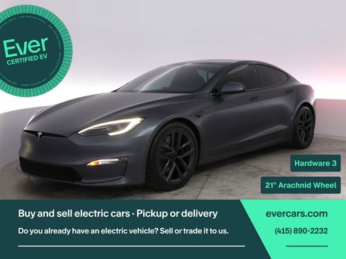 Used 2022 Tesla Model S Plaid image 1