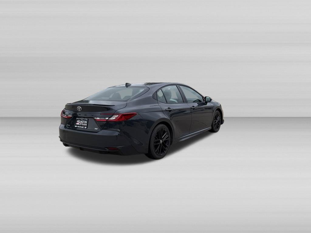 Used 2025 Toyota Camry SE FWD image 6
