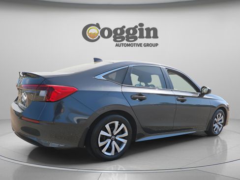 Used 2023 Honda Civic LX image 5