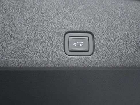 Used 2024 Cadillac XT6 Luxury w/ LPO, Floor Liner Package AWD/4WD image 27