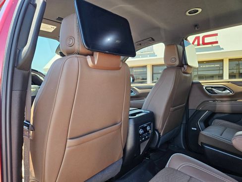 Used 2024 Chevrolet Tahoe High Country w/ Advanced Technology Package AWD/4WD image 24