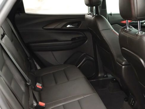 Used 2024 Chevrolet TrailBlazer RS w/ Convenience Package FWD image 55