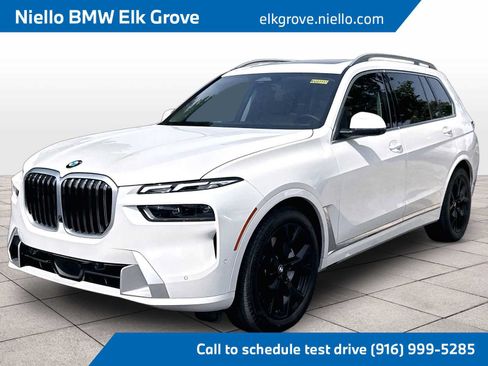 Used 2025 BMW X7 xDrive40i w/ Premium Package AWD/4WD image 1