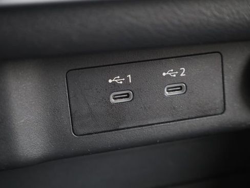 Used 2025 Nissan Rogue SV FWD image 19
