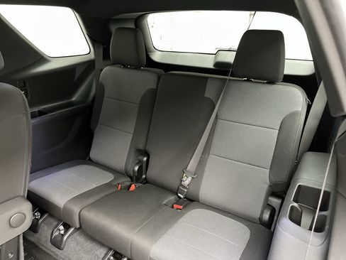 Certified 2023 Chevrolet Traverse LT w/ LPO, Floor Liner Package AWD/4WD image 13