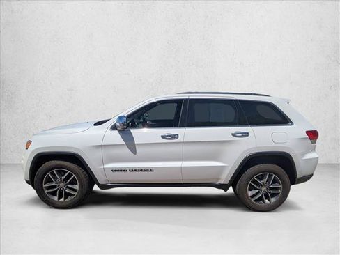 Used 2018 Jeep Grand Cherokee Limited AWD/4WD image 8