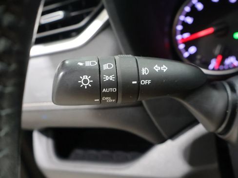 Used 2019 Toyota RAV4 XLE Premium w/ Advanced Technology Package AWD/4WD image 50