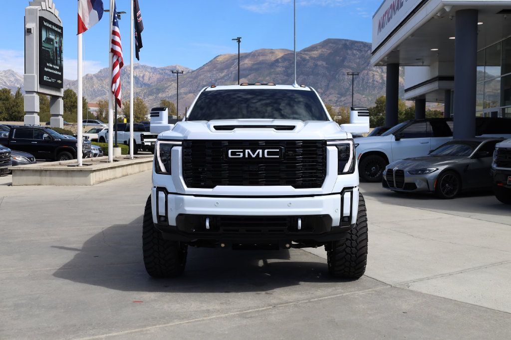Used 2026 GMC Sierra 3500 Denali Ultimate AWD/4WD image 9