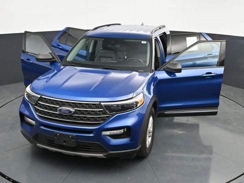 Used 2022 Ford Explorer XLT w/ Equipment Group 202A RWD image 52
