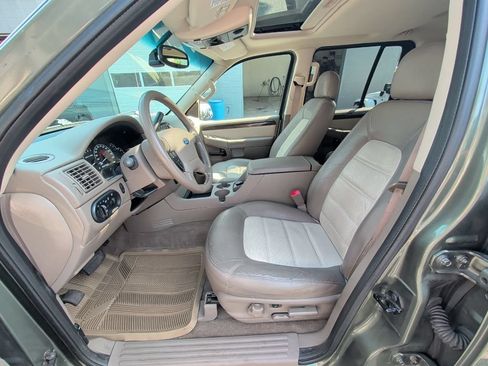 Used 2002 Ford Explorer Eddie Bauer AWD/4WD image 10