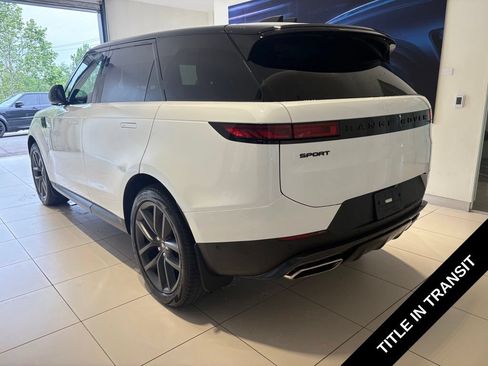 Used 2024 Land Rover Range Rover Sport SE AWD/4WD image 2