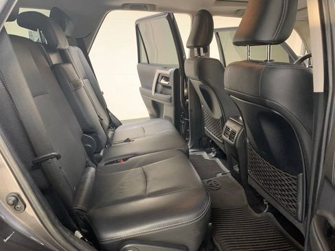 Used 2021 Toyota 4Runner Limited AWD/4WD image 6