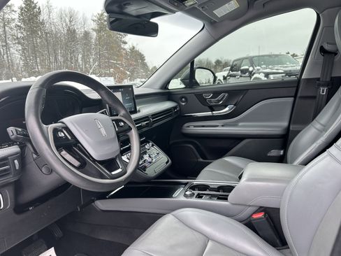 Used 2021 Lincoln Corsair Reserve w/ Equipment Group 201A image 11