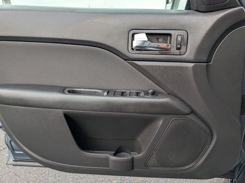 Used 2012 Ford Fusion SE image 25